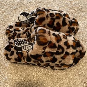 ugg fluff yeah slides